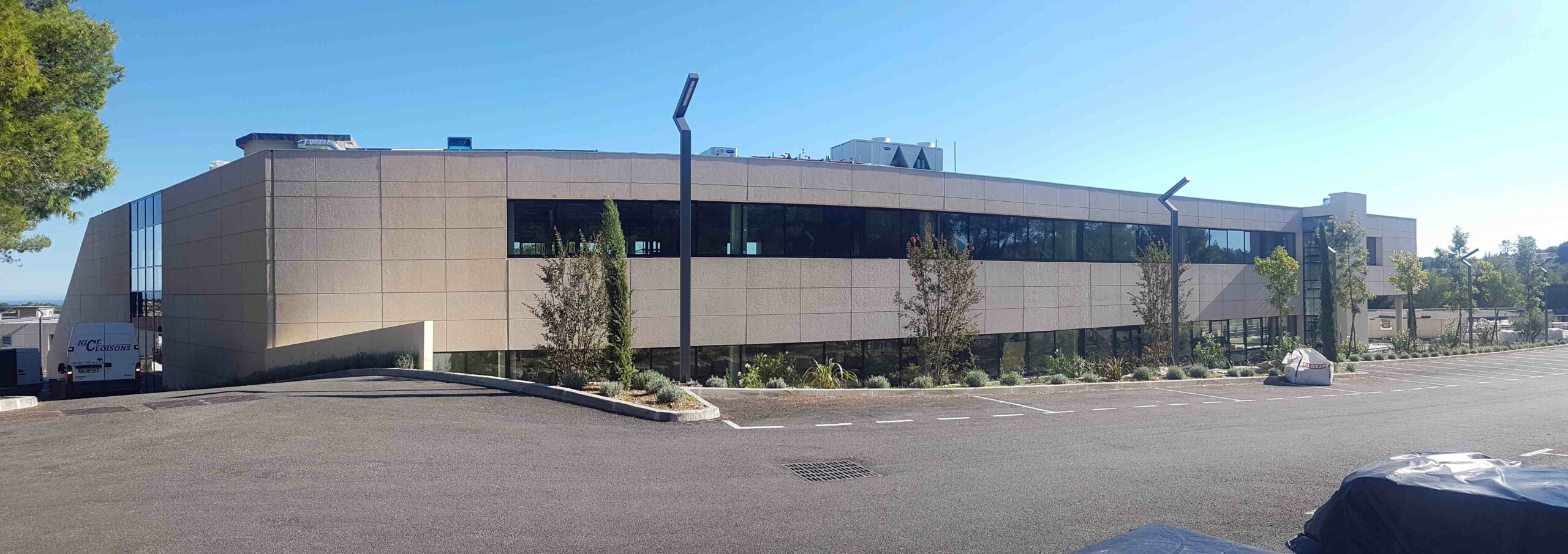 Avancées travaux d’un Open Space de 3500 m2 sur 3 niveaux – ARCOLE à SOPHIA ANTIPOLIS